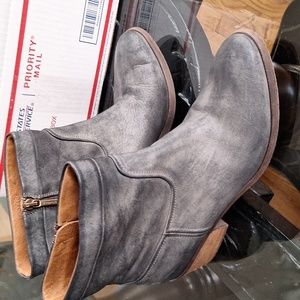 Donald J. Pliner Dark Gray Leather Mid Calf Western Boots Made in Italy